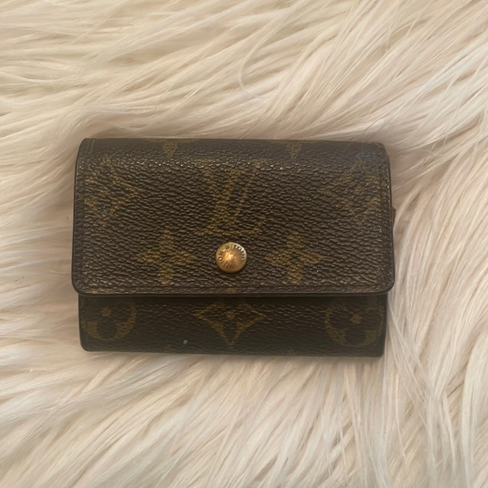 Louis Vuitton Victorine Wallet